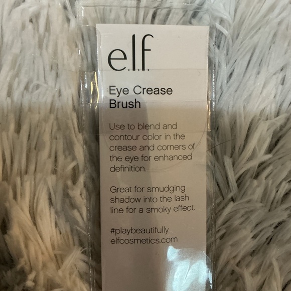e.l.f. Makeup Brushes Bundle – 2 Smudge + 2 Eye Crease (NWT) - Picture 4 of 7